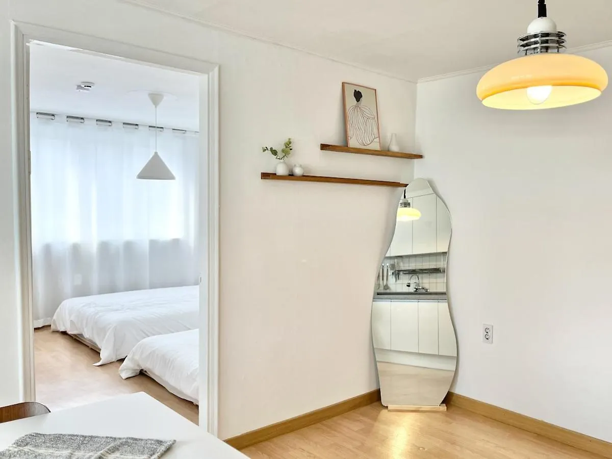 Yeondam Stay Seoul Apartment